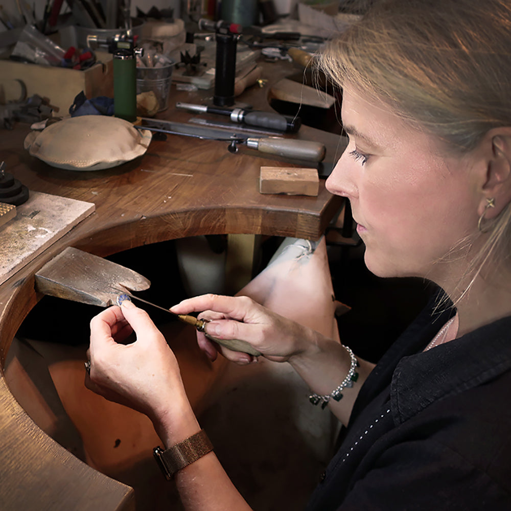 Fiona Rae - British Jewellery Designer
