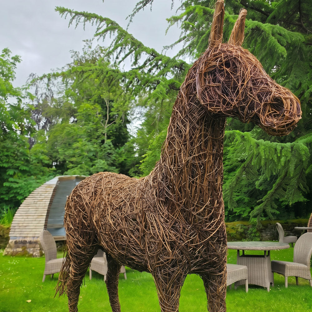 Scotty' Thoroughbred Horse Willow Sculpture by Emma Stothard